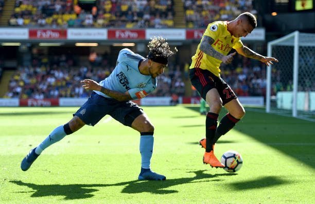 在莱万展现 在莱万展现